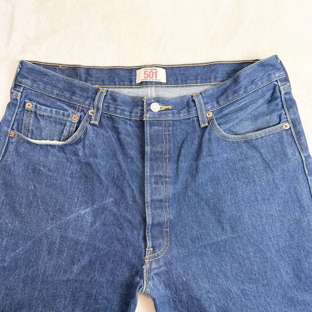Levi’s 501 Straight Leg Cotton Rigid Denim Blue Jeans Button Fly Men’s 38x32